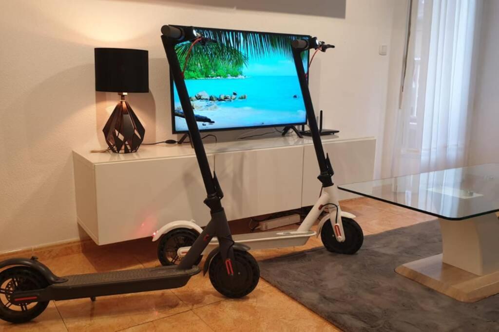 Apartment Playa Cura 150M + Electric Scooters Торевьиа Экстерьер фото